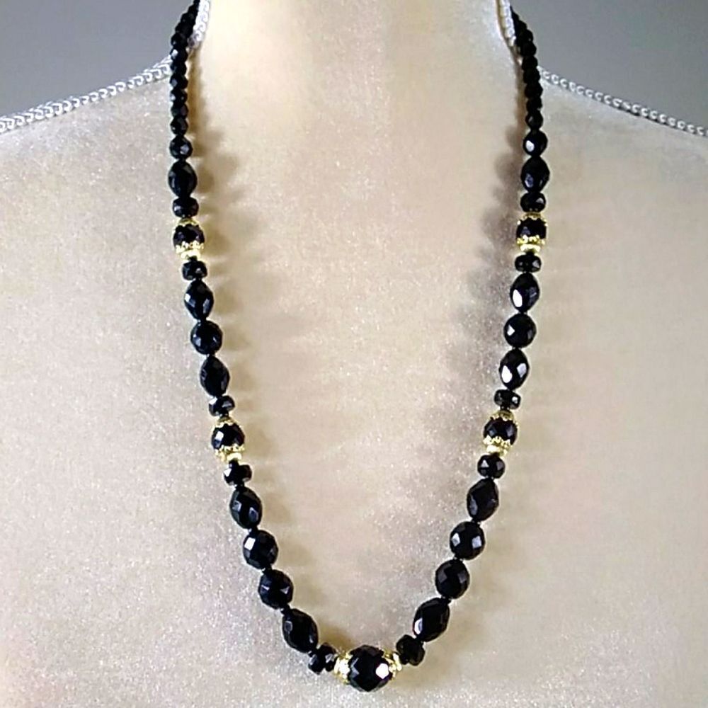 Vintage Necklace Black & Gold jewelry